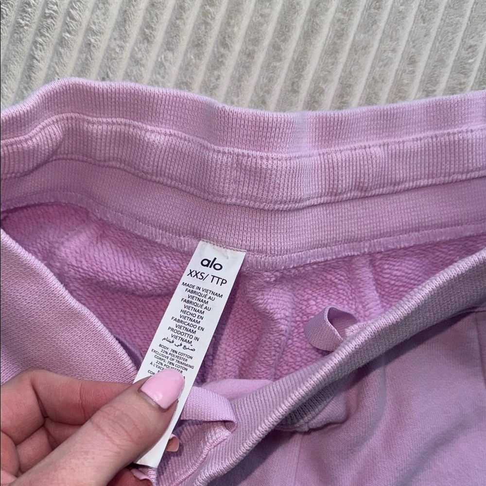 Alo sugarplum pink sweatpants